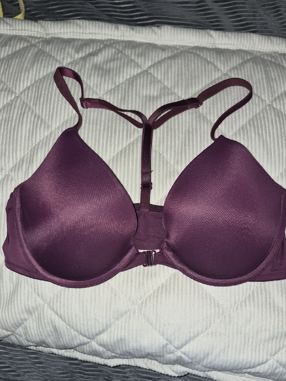 Victoria's Secret PINK-Front Snap "Everywhere Push-Up Bra" 34c